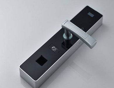 前进24小时上门开锁公司