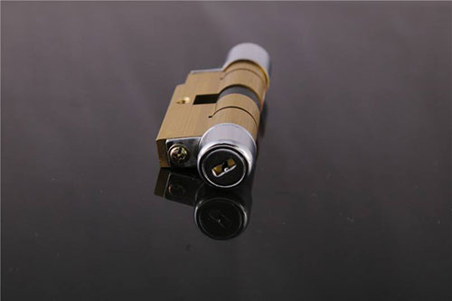 前进24小时上门开锁公司